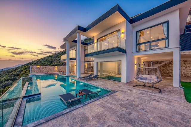 Luxury Villas